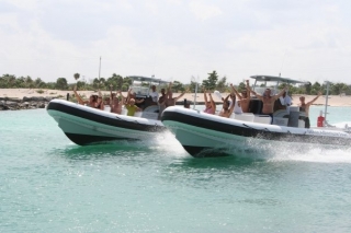 Jet boat